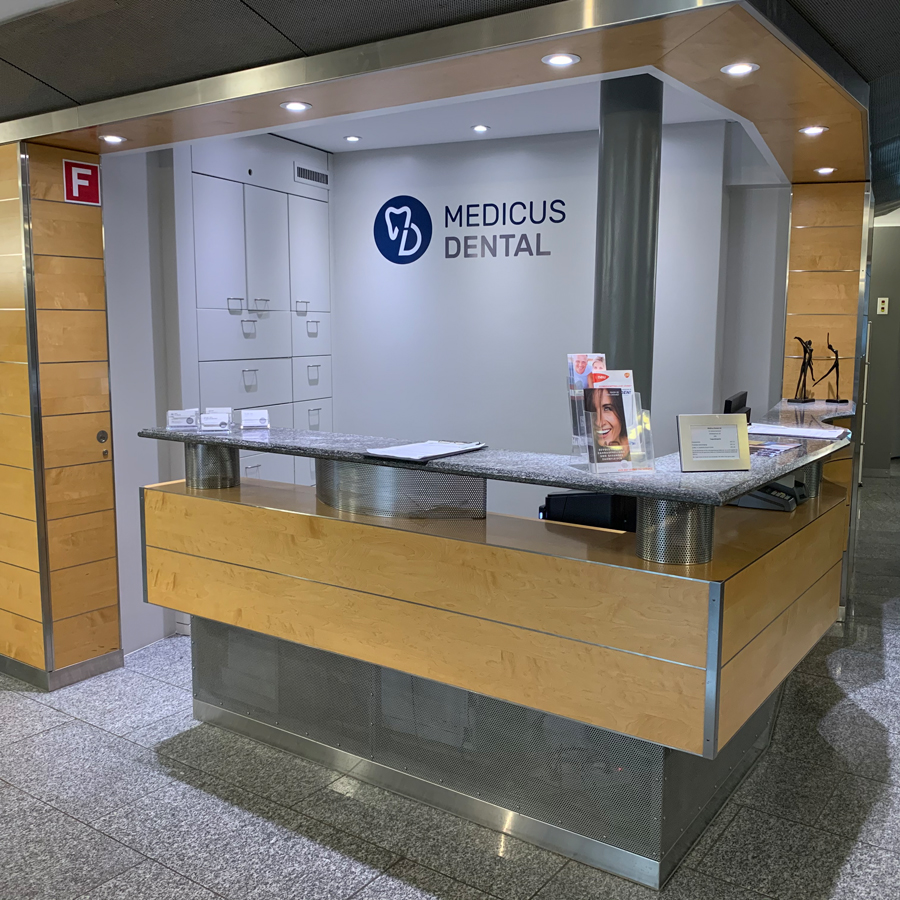 Rezeption Medicus Dental, Ihr Zahnarzt in Zürich